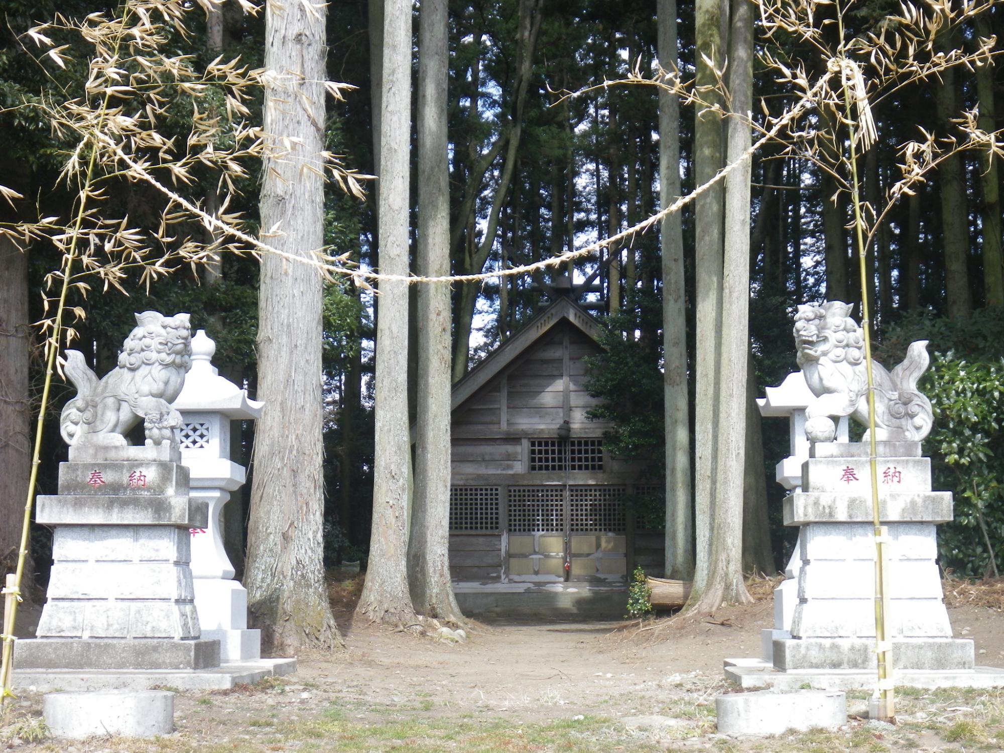 接骨木の温泉神社