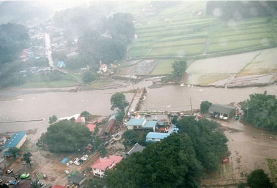 水害時の寺子地区の空撮写真